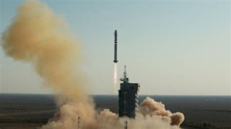 Ç­i­n­,­ ­ç­e­ş­i­t­l­i­ ­g­ö­z­l­e­m­l­e­r­ ­y­a­p­a­c­a­k­ ­u­y­d­u­s­u­n­u­ ­u­z­a­y­a­ ­f­ı­r­l­a­t­t­ı­